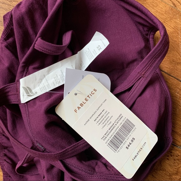 Fabletics NWT Kathie seamless support tank - Picture 3 of 3